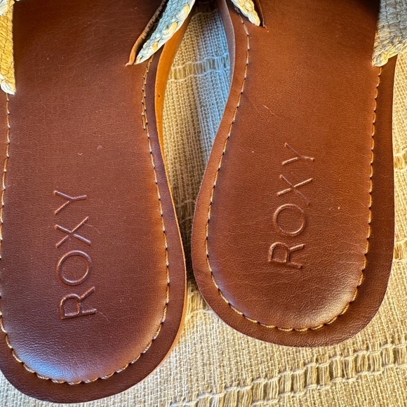 Bundle of sandals - Picture 8 of 13